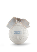 Load image into Gallery viewer, Lladro 2021 Annual Ornament Ball