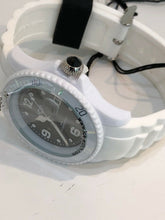 Load image into Gallery viewer, Authentic Ice Watch White Rubber  SI.WK.U.S.10 Brand New
