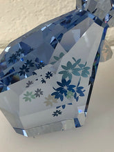 Load image into Gallery viewer, Swarovski Crystal Limited Edition 2012 Belle Medium Mo 1041285
