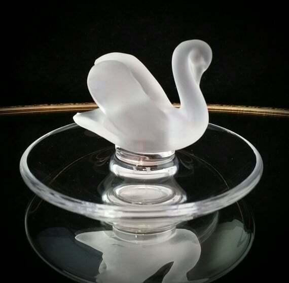 Lalique Crystal Ring Pin Tray Swan BNIB