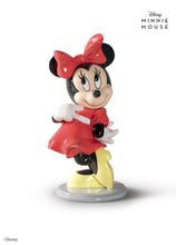 Load image into Gallery viewer, Lladro Disney Minnie Mouse
